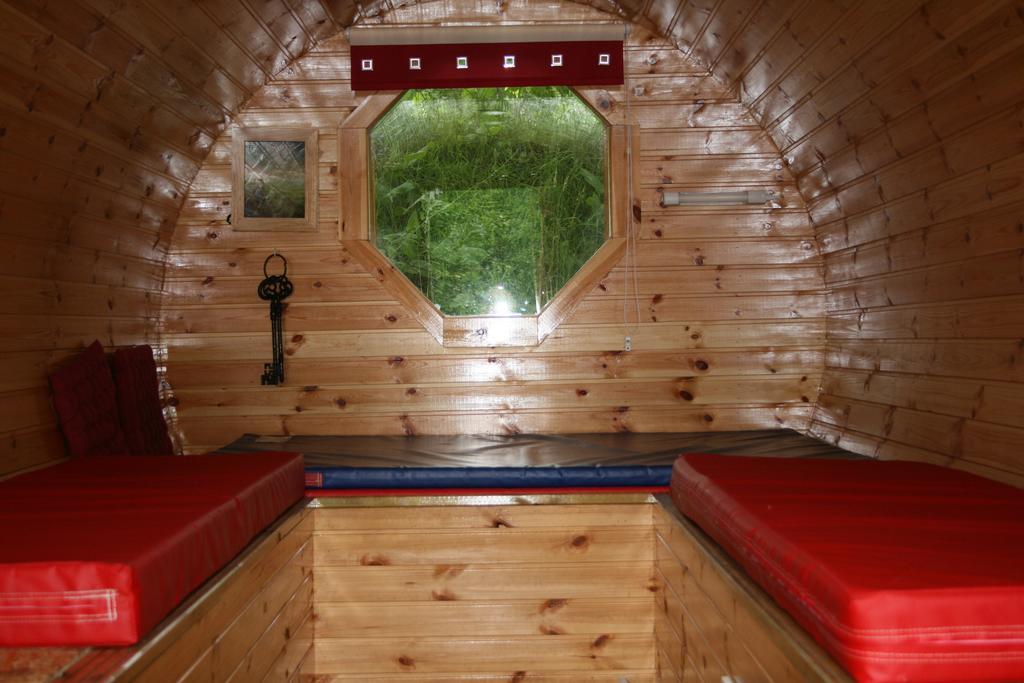 Bcc Lochness Hostel Pods Bearnock Quarto foto
